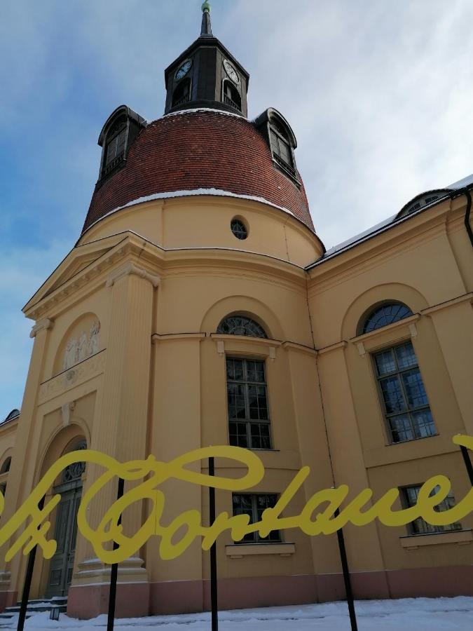 Bed&Breakfast Wagner "Im Alten Pfarrhaus" Neuruppin Exterior photo